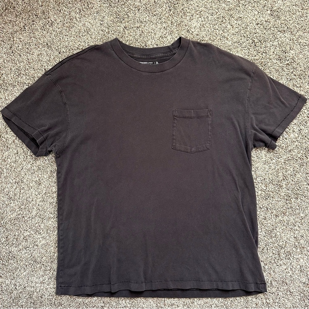 Men’s Abercrombie & Fitch Tee